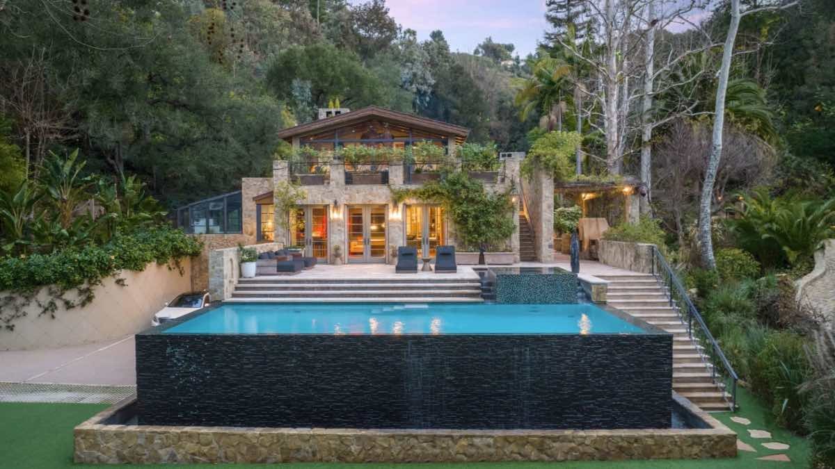 Jennifer L Pez Vende Su Mansi N Por Millones De Euros Tiene Lago