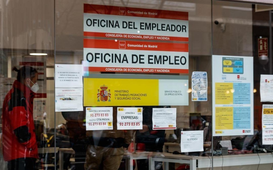 Últimos meses para solicitar la ayuda de 5 280 euros del SEPE que puede