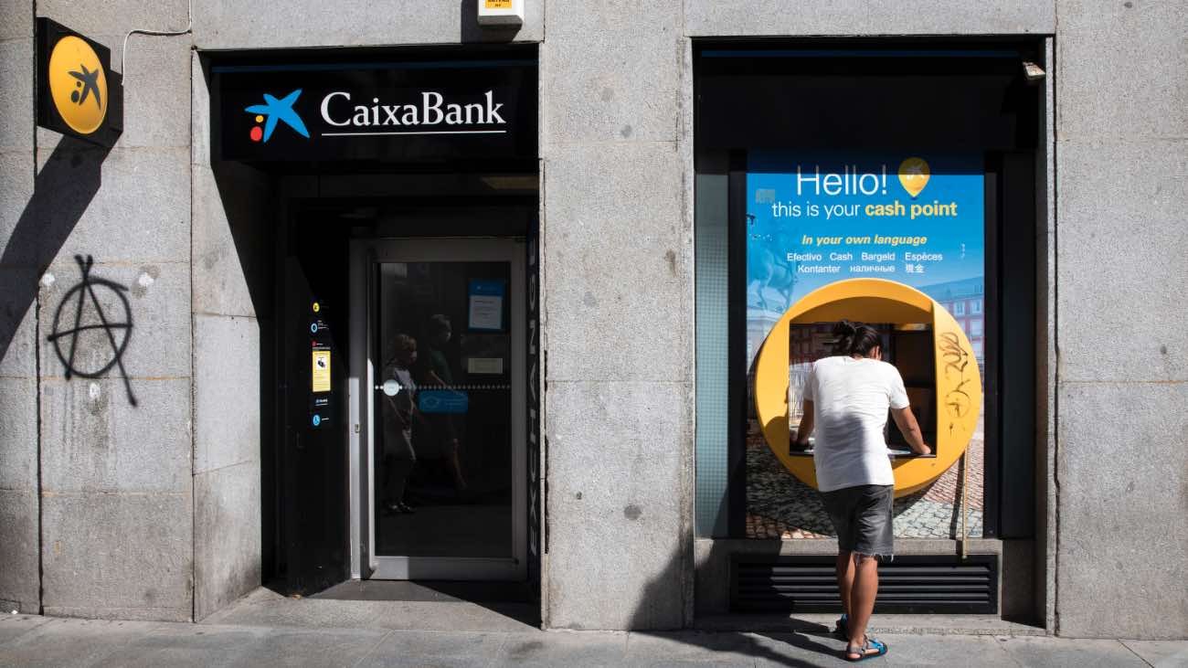 Comisiones cuentas Caixabank  Aviso importante de Caixabank a sus