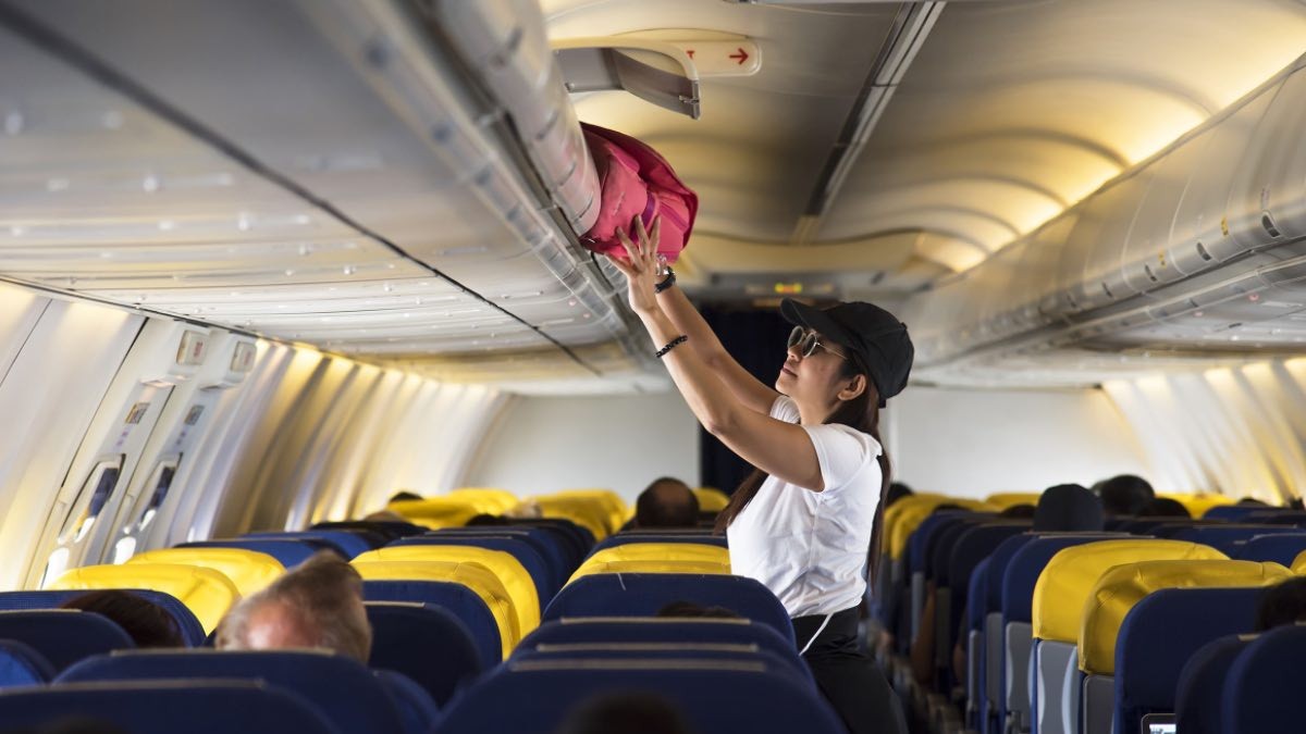 tiene la mochila de viaje que puedes meter gratis en cabina en  compañías como Volotea, Vueling o Ryanair