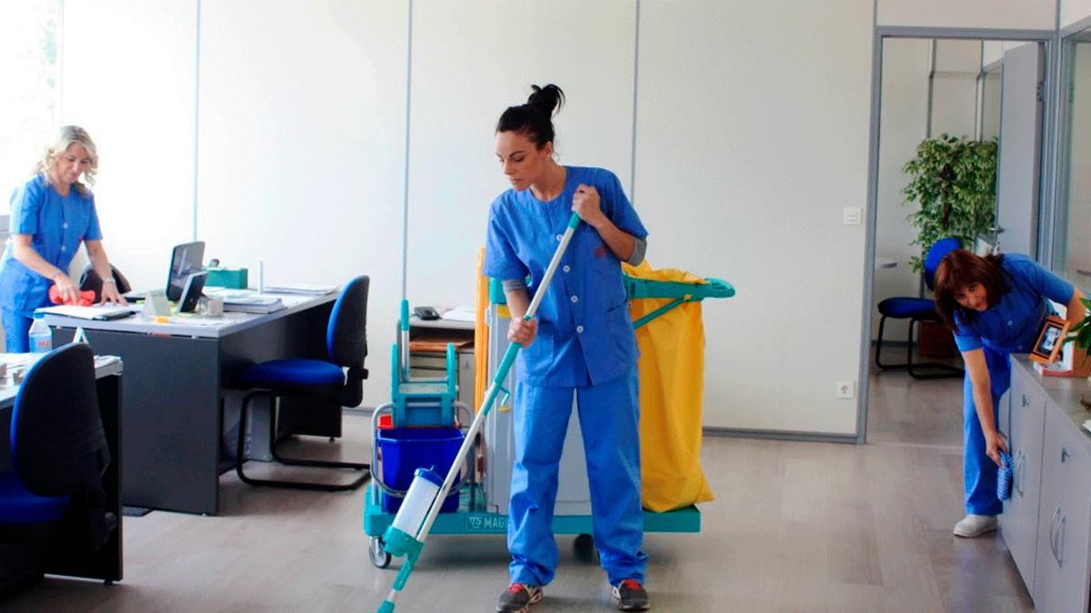 a pesar de Apéndice Y así Se necesita personal para trabajar en estas empresas de limpieza: sueldos  de hasta 1.200 euros al mes