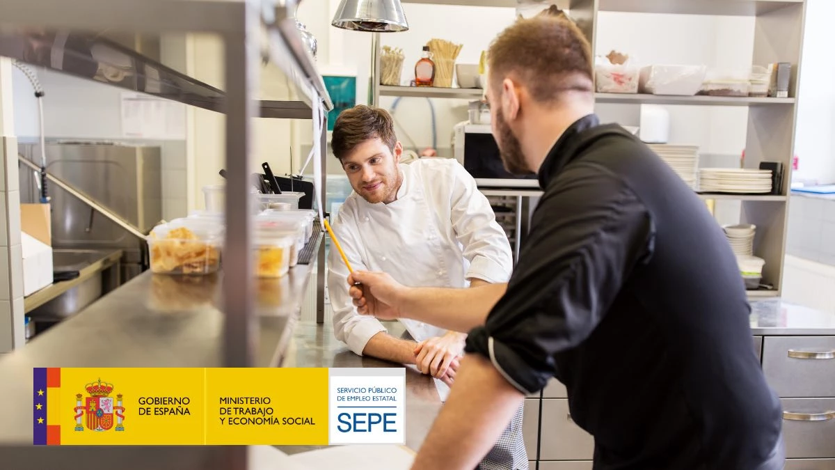 El SEPE necesita ayudantes de cocina sin experiencia con sueldos
