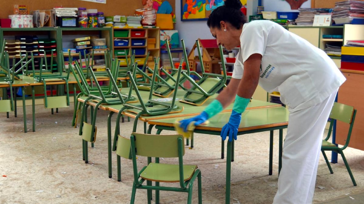 empleo limpieza colegios