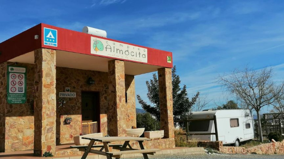Dirigir un restaurante y un camping: este pueblo de España busca interesados
