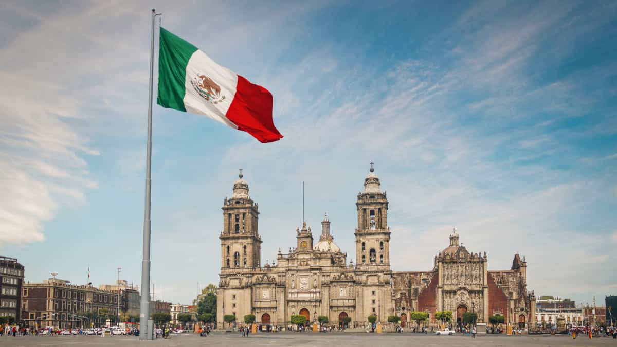 Plaza del Zócalo y Catedral de la Ciudad de México
