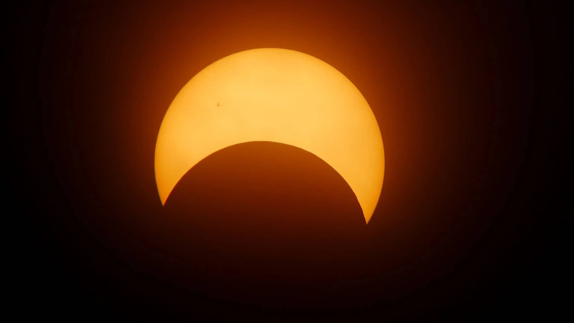 Horario eclipse solar total abril 2024 cómo y dónde verlo en España y