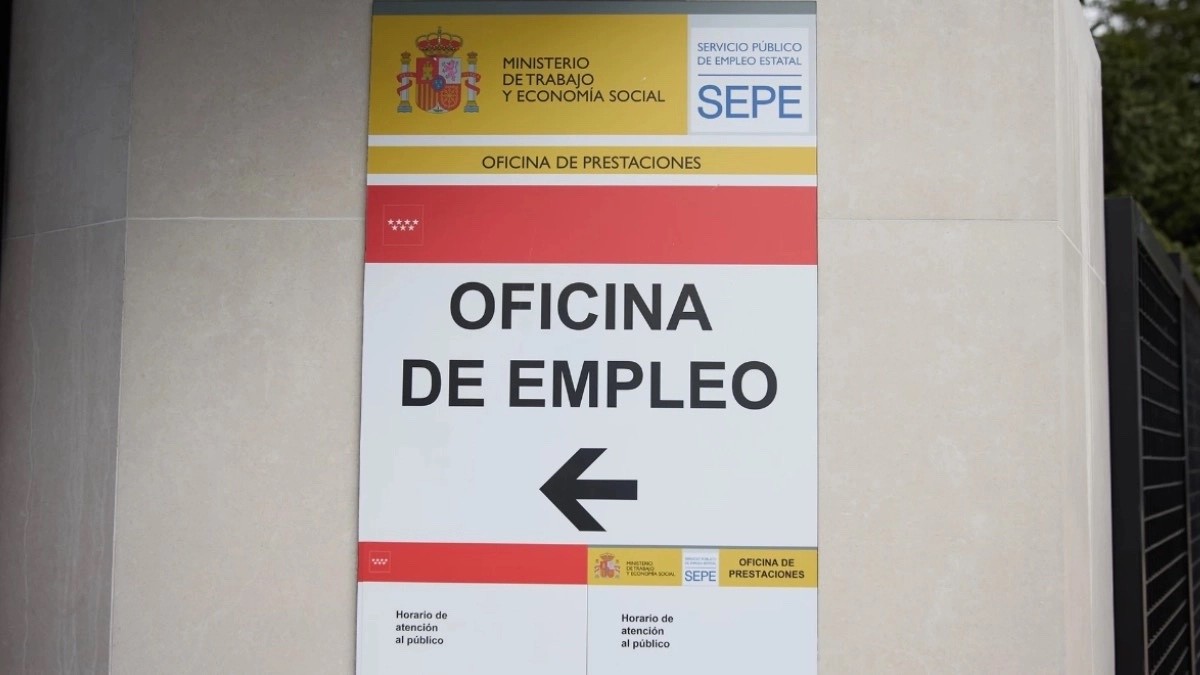 Cartel de una oficina de empleo del SEPE