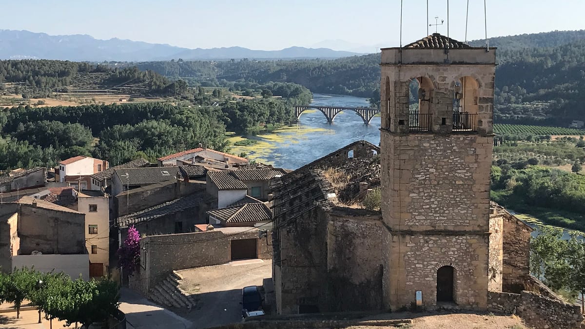 Pueblo de Garcia, Cataluña