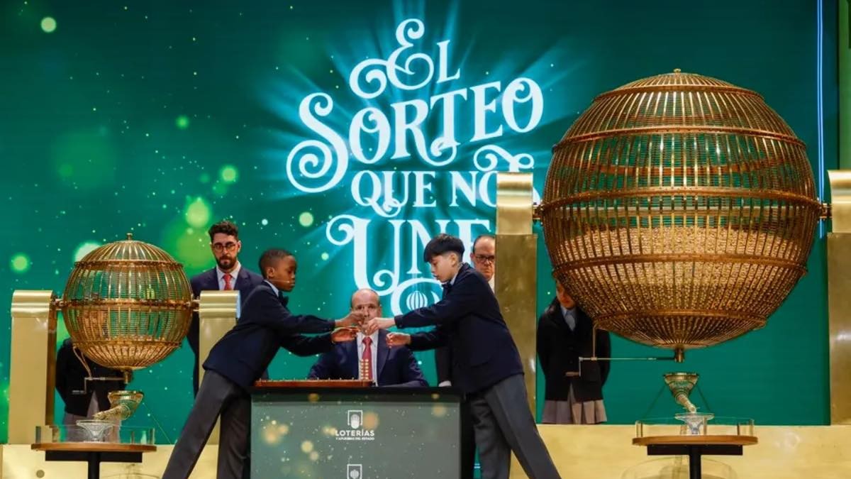 48020 segundo cuarto premio de la Lotería de Navidad 2024