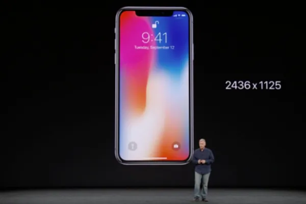 presentación del iPhone 12 marcando las 9:41