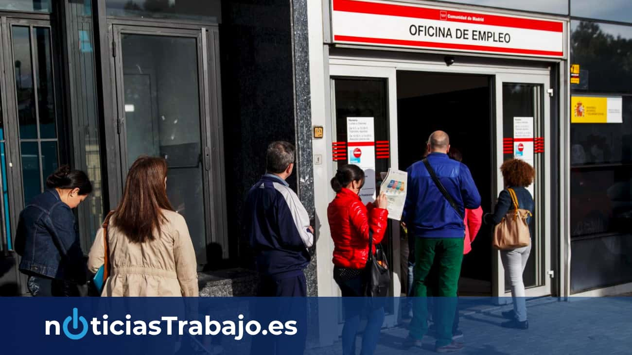 Cuándo se cobra el paro en mayo que bancos adelantan el pago