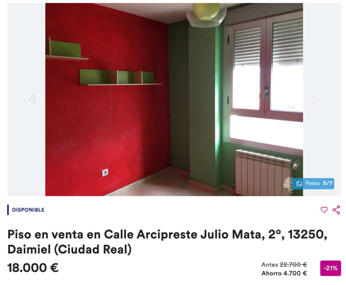 Piso en venta en Daimiel (Ciudad Real) por un precio de 18.800 euros