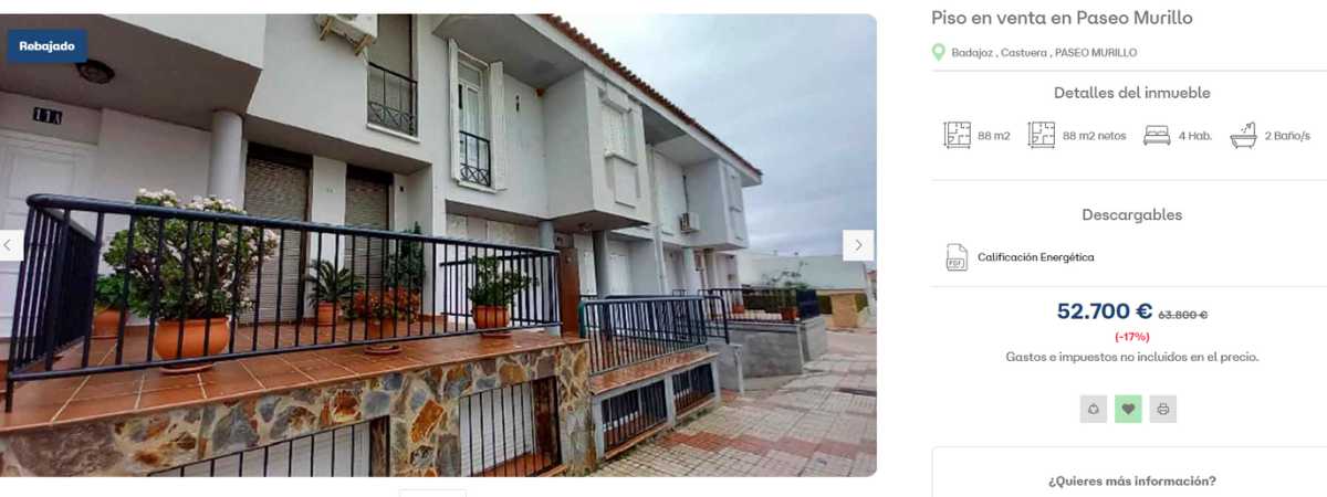 Casa adosada en venta en Castuera (Badajoz) por un precio de 52.700 euros 
