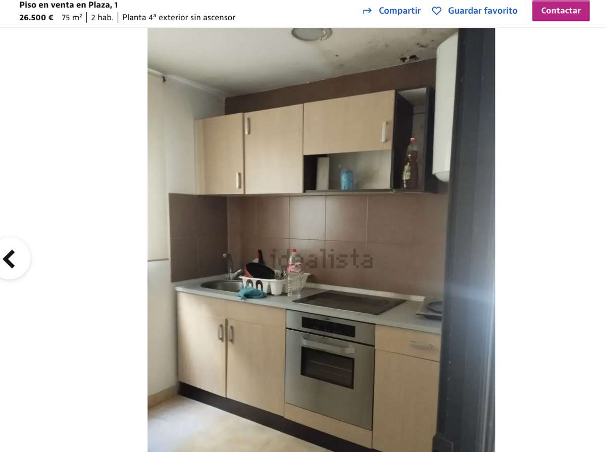 Piso en venta en Laredo por 26.500 euros