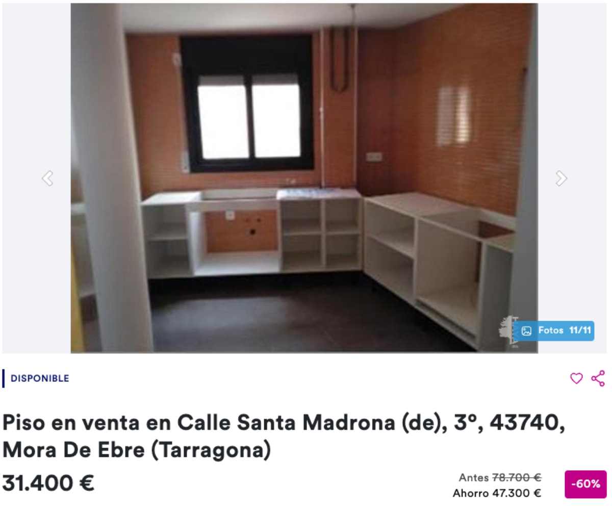 Piso en venta en Mora de Ebre por un precio de 31.400 euros 