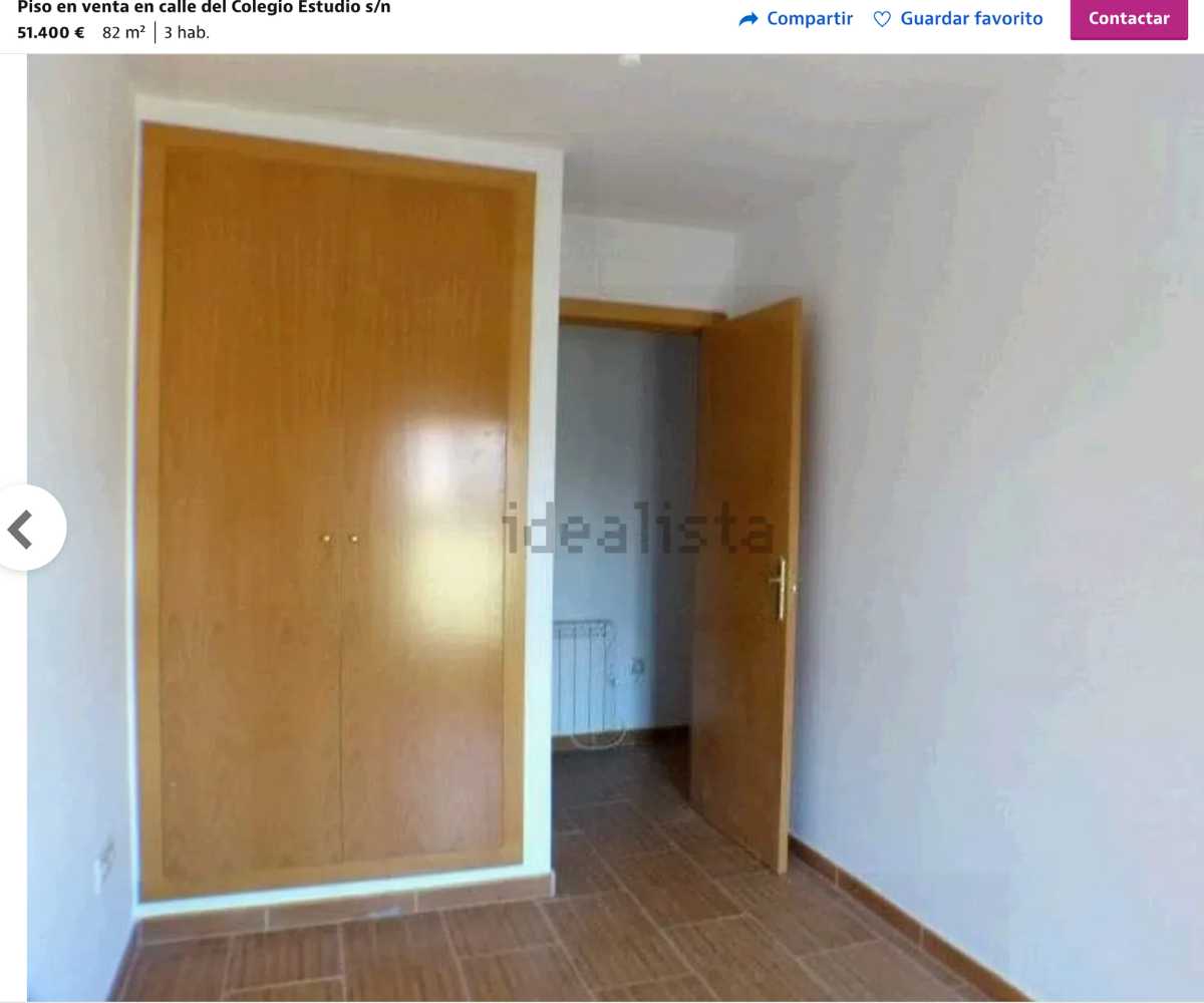 Piso en venta en Arcas del Villar por un precio de 51.400 euros 