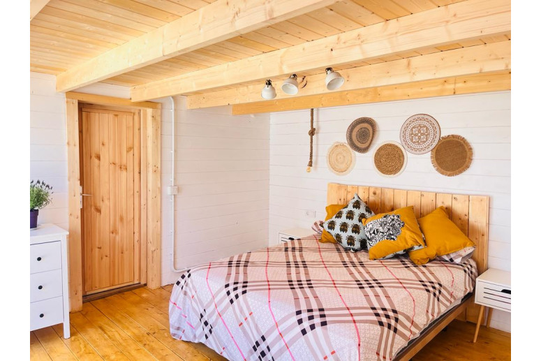 Dormitorio amueblado casa prefabricada asturias