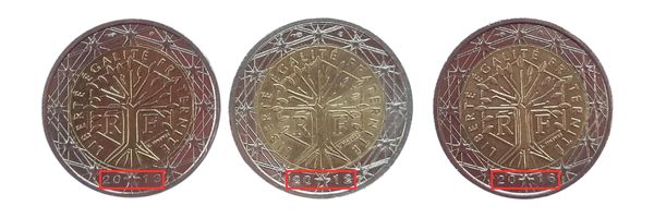 Monedas emitidas en diferentes años 