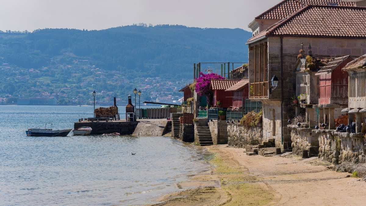 Pueblo de Combarro en Galicia