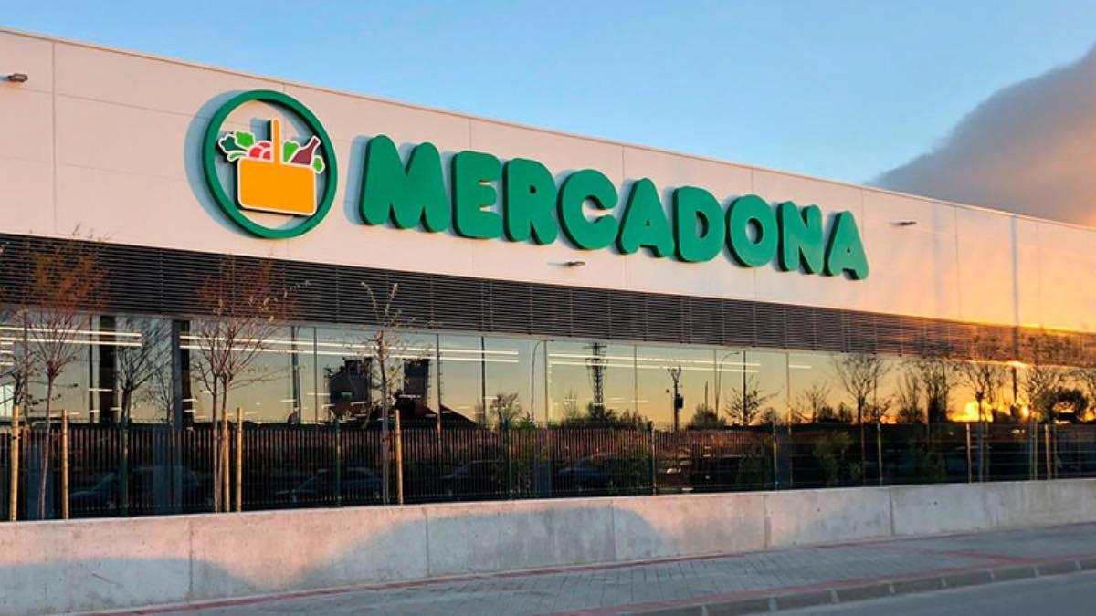 fachada supermercado mercadona 